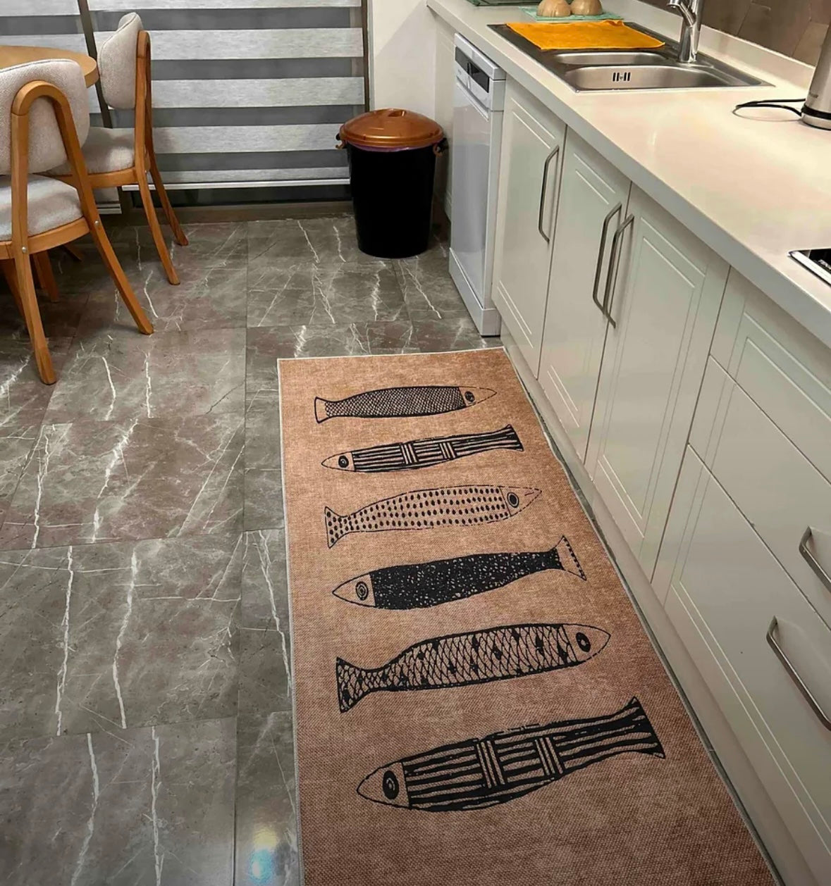 Kitchen rug
